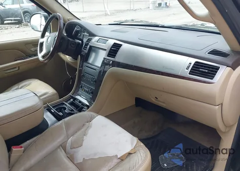 2009 Cadillac Escalade Standard из США, поврежденный, VIN 1GYFK23269R124693